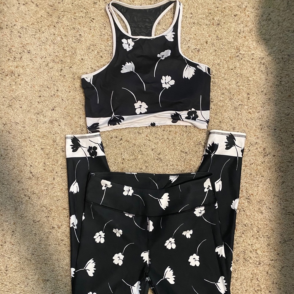 Fabletics Gym Set